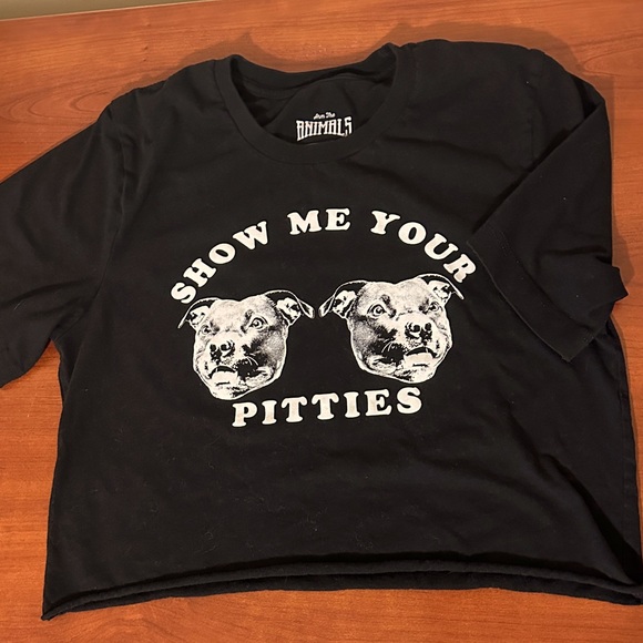 Tops - Pit bull Graphic Crop Top